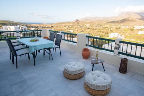 Patio, Natural landscape, View (from property/room), Balcony/Terrace, Mountain view