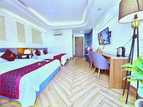 Bed, Photo of the whole room