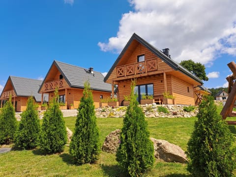 Property building, Spring, Day, Natural landscape, Garden, Balcony/Terrace, Balcony/Terrace, Other, Other, Other, Seating area, Garden view