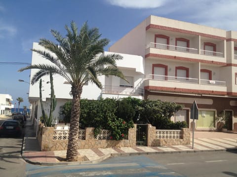 Property building, Day