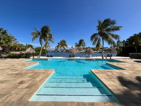 Day, Pool view, Swimming pool, sunbed