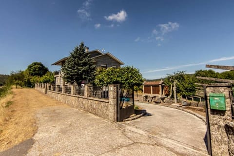 Day, Natural landscape, Street view
