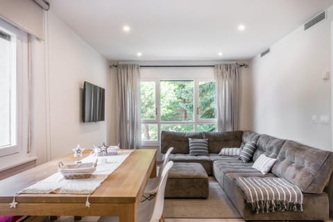 Communal lounge/ TV room, Living room