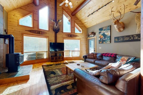 Rivercrest House in South Fork