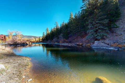 Rivercrest House in South Fork