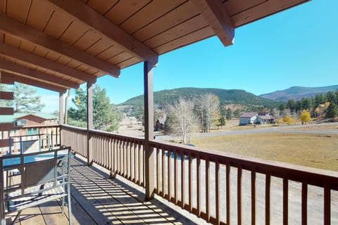 4 Eagles House in South Fork