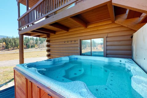 4 Eagles House in South Fork