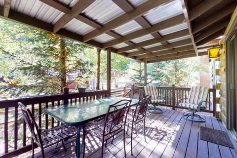 3 Pines House in South Fork