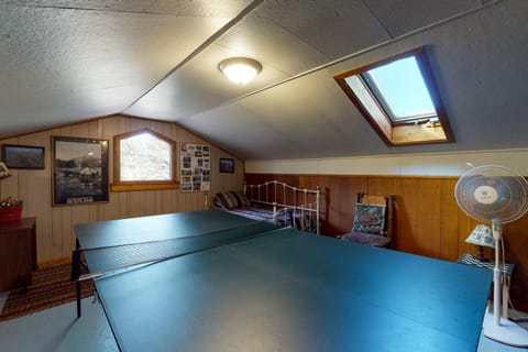 Moose Creek House in South Fork