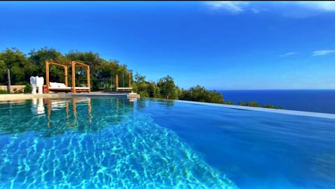 Pool view, Sea view, Swimming pool