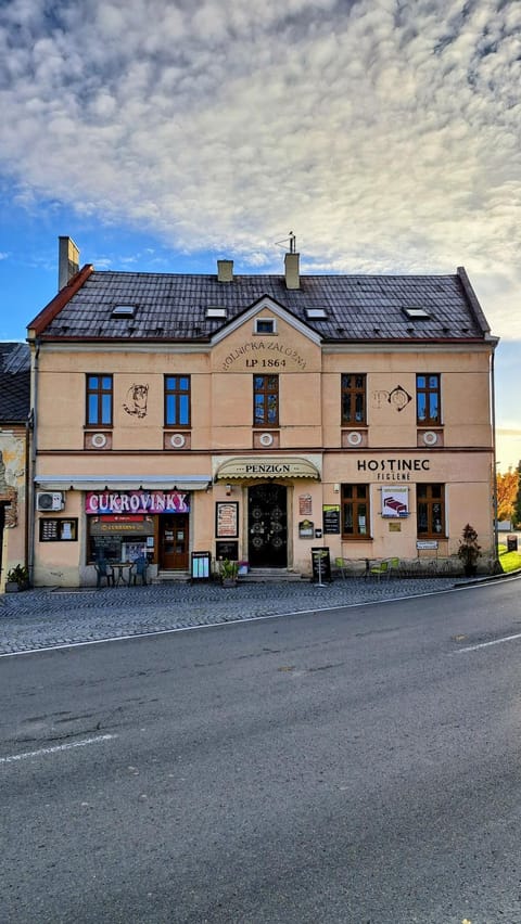 Property building, Neighbourhood, Street view, Parking
