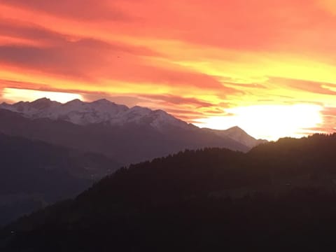 Clasgieri - 3-Zimmer-Ferienwohnung für 4 - 6 Personen, 65m2 Apartment in Canton of Grisons