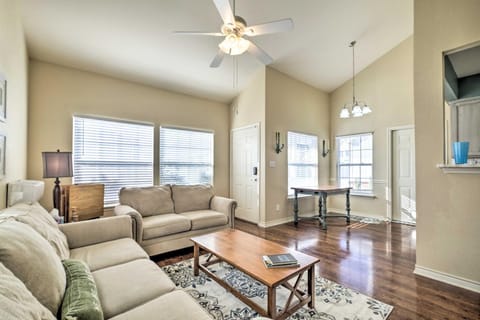 Walk to Lake and Pool Access! Family Gem in Afton House in Ozark Mountains