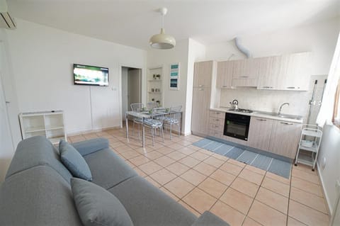 Kitchen or kitchenette, Living room, Dining area