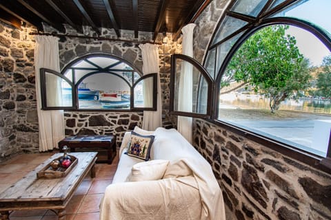 View (from property/room), Living room, Sea view, Area and facilities