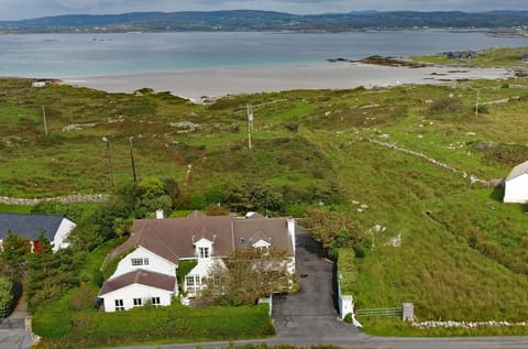 Neighbourhood, Bird's eye view, Sea view, Parking