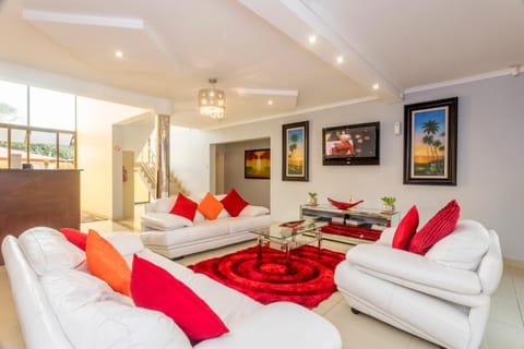 TV and multimedia, Living room, Lounge or bar, Seating area