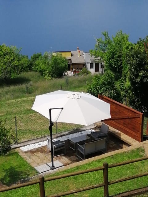 Restaurant/places to eat, Garden view