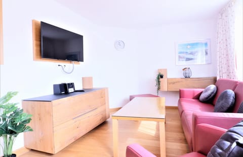 TV and multimedia, Living room