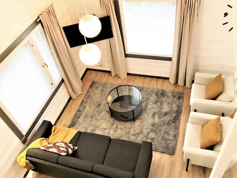 TV and multimedia, Living room, Seating area, Bedroom