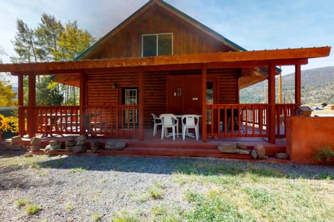 DDS Dreams House in South Fork