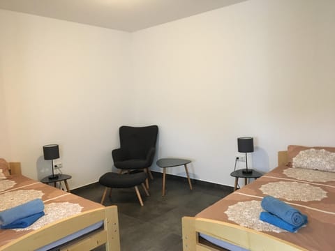 Seating area, Bedroom