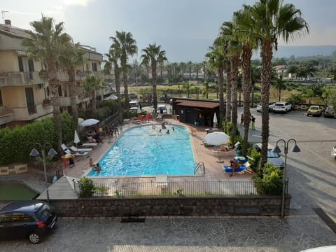 Pool view, Swimming pool