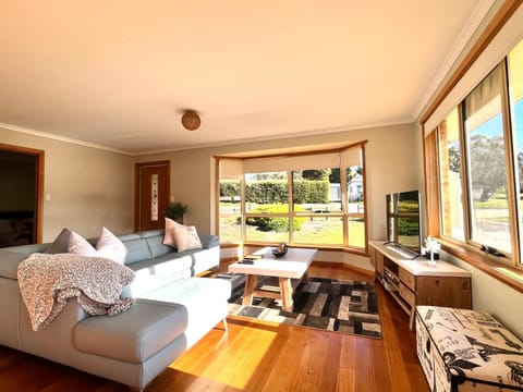 The Hazards Beach Escape House in Freycinet