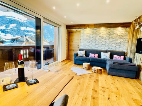 Seating area, Dining area, Mountain view, Sunset