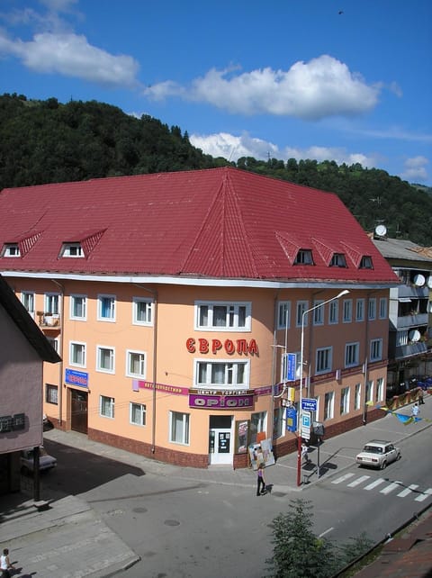 Facade/entrance, Street view
