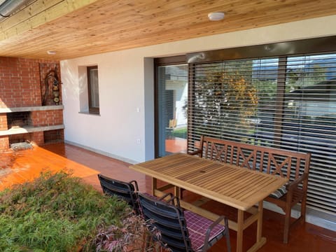 Patio, Day