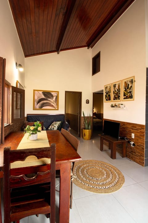 Living room, Photo of the whole room, Seating area, Dining area, Bedroom