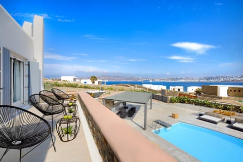 Day, Natural landscape, Balcony/Terrace, Pool view, Sea view, Swimming pool, sunbed