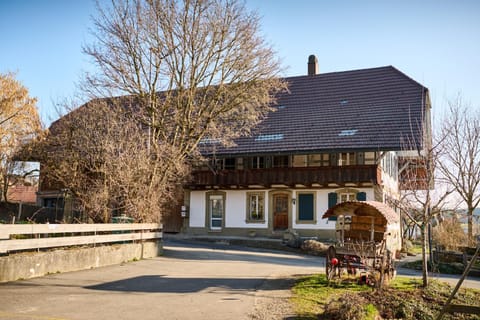 Uelis-Stöckli-Gästezimmer auf Bauernhof mit Billiard und Alpakatrekking Farm Stay in Canton of Bern (Region)