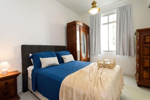 Complete 1BDR 400m from the Beach | SL 363/304 Apartment in Rio de Janeiro