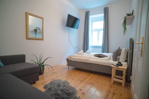 Cosy and Spacious Apartment in the heart of Innsbruck Apartment in Innsbruck
