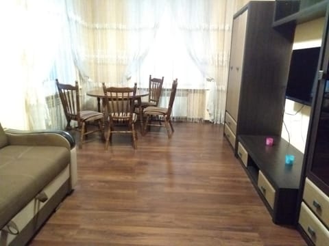 Communal lounge/ TV room, Living room, Seating area