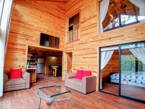 Hermosa Cabaña en Mazamitla a 1km del centro - Hermosa vista - Cómodas habitaciones - Todo cerca Chalet in Mazamitla