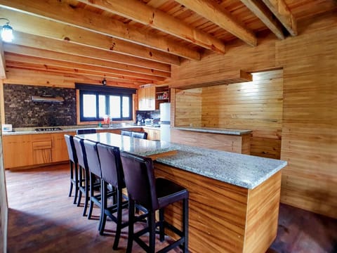 Hermosa Cabaña en Mazamitla a 1km del centro - Hermosa vista - Cómodas habitaciones - Todo cerca Chalet in Mazamitla