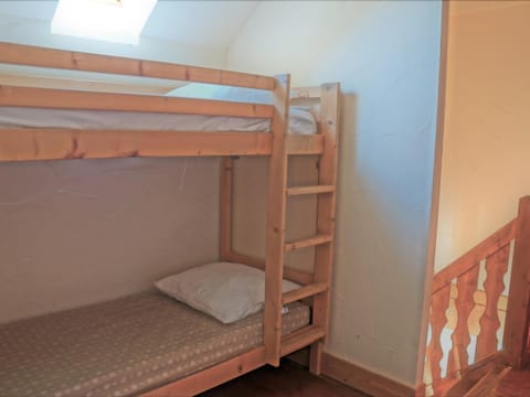 Chalet à Pra Loup 1500 avec 4 chambres, pour 12 personnes - FR-1-165A-51 Chalet in Uvernet-Fours