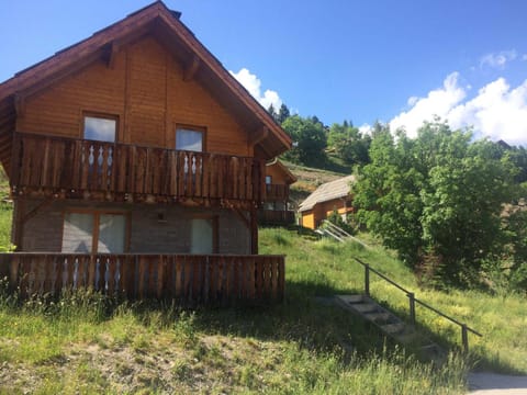 Chalet moderne de montagne à Pra Loup avec 3 chambres - FR-1-165A-47 Chalet in Uvernet-Fours