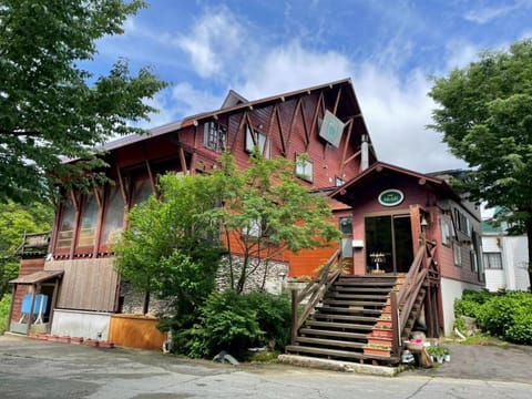 Property building, Spring
