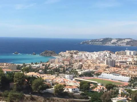City view, Sea view