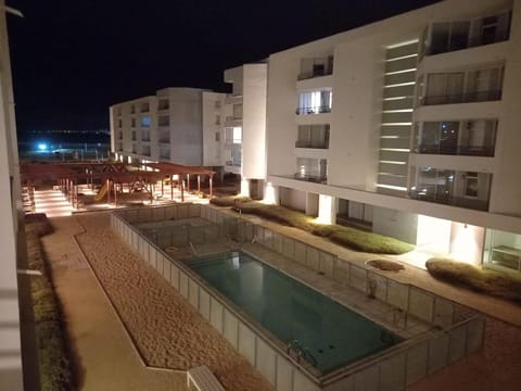 BBQ facilities, Balcony/Terrace, Lounge or bar, Swimming pool