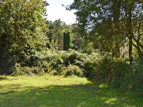 Maison 4 pers avec jardin, wifi et parking 800m de la plage - Pleumeur-Bodou - FR-1-542-39 House in Trégastel