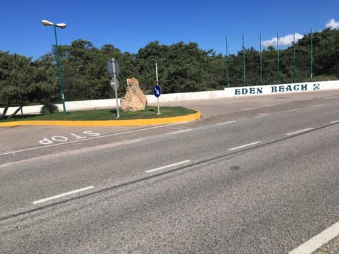 Eden Beach, trilocale con giardino a pochi passi dal mare House in Sardinia