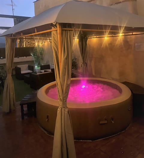 Hot Tub, Spa and wellness centre/facilities, Swimming pool