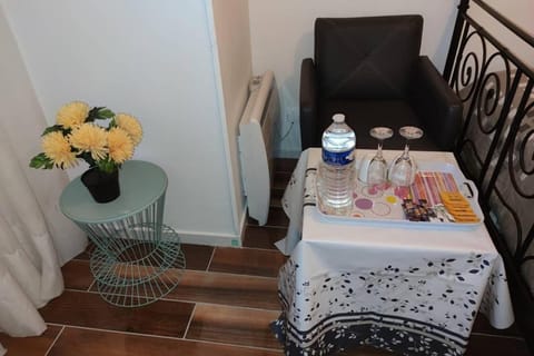 Bel Appart entre Paris et Dysney équipé (Ref:KL0) Apartment in Gagny