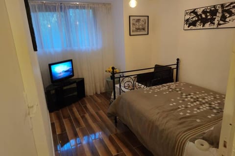 Bel Appart entre Paris et Dysney équipé (Ref:KL0) Apartment in Gagny