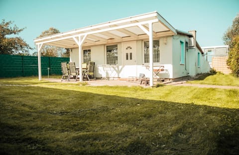 Property building, Garden view